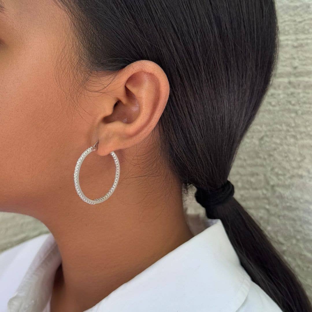 Boucles d'oreilles créoles infini plaquées argent avec zircones cubiques (CZ)